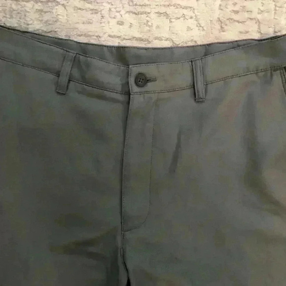 PGA Tour Mens 34 Gray Chino Flat Front Shorts polyester - Picture 4 of 6